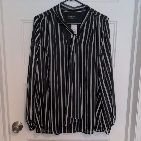NWT Lane Bryant Long Sleeve Tie Neck Popover Blouse Size 16 - Picture 1 of 6
